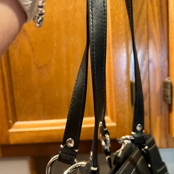 Black with silver hardware tote/shoulder bag - Picture 7 of 7